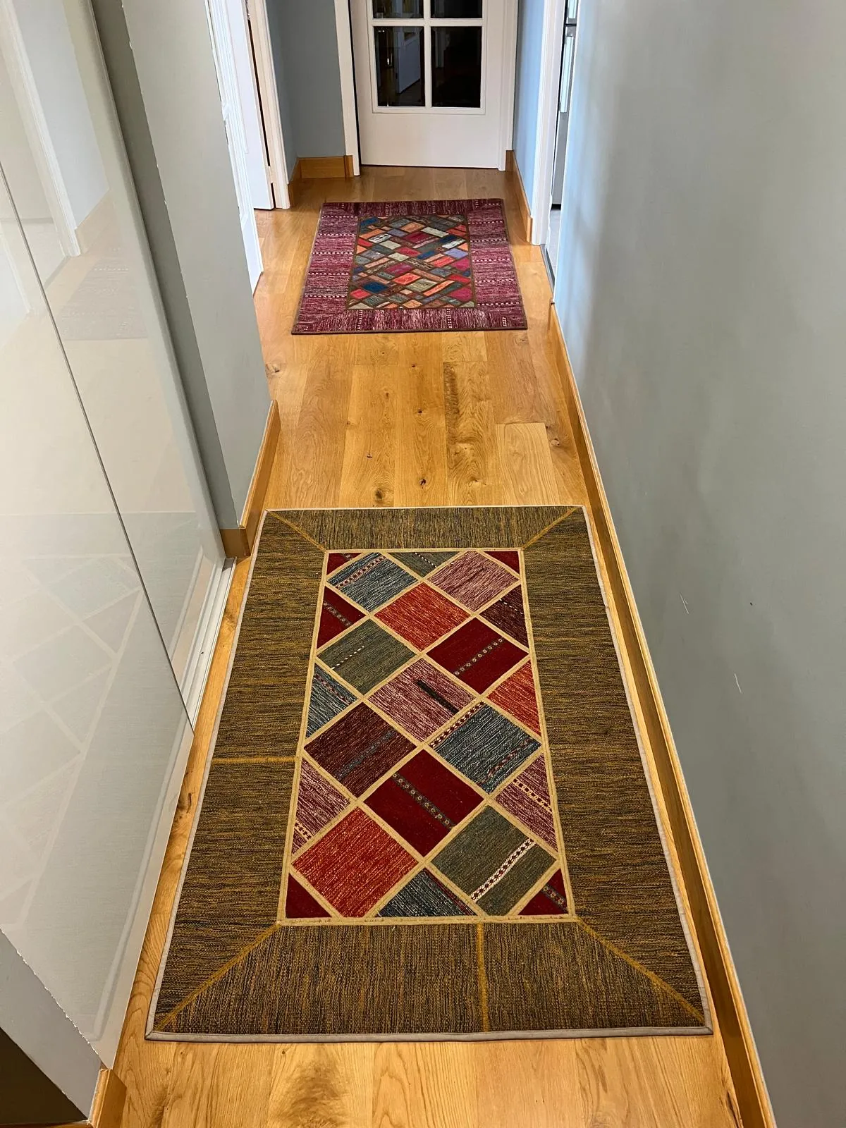 Une entrée aux motifs géométriques